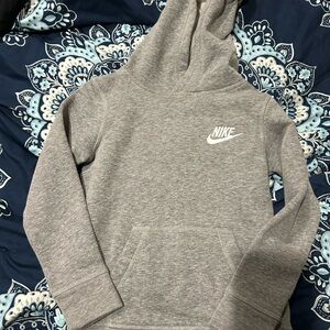 Nike Heather Gray Sweatshirt